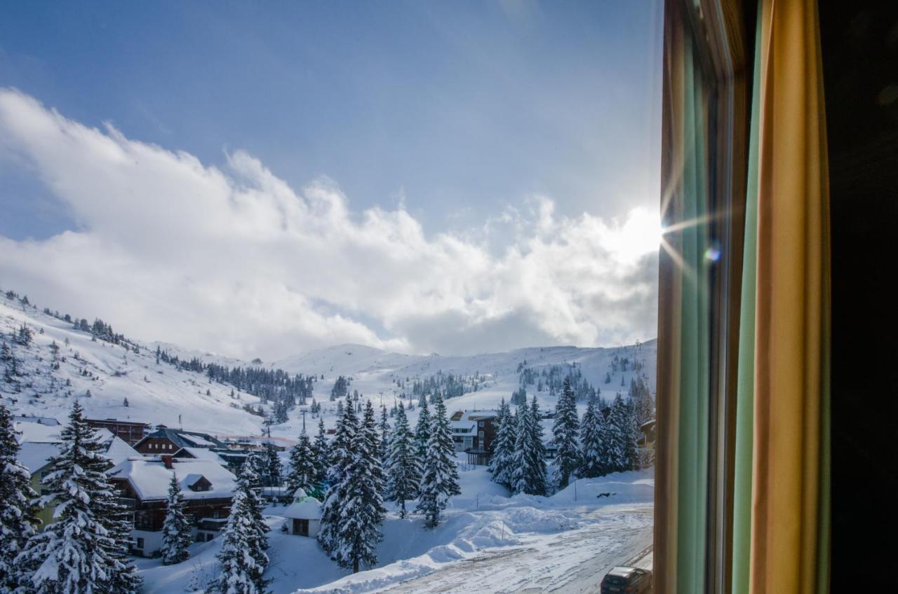 Holzboxen Planneralm Apartment Bagian luar foto